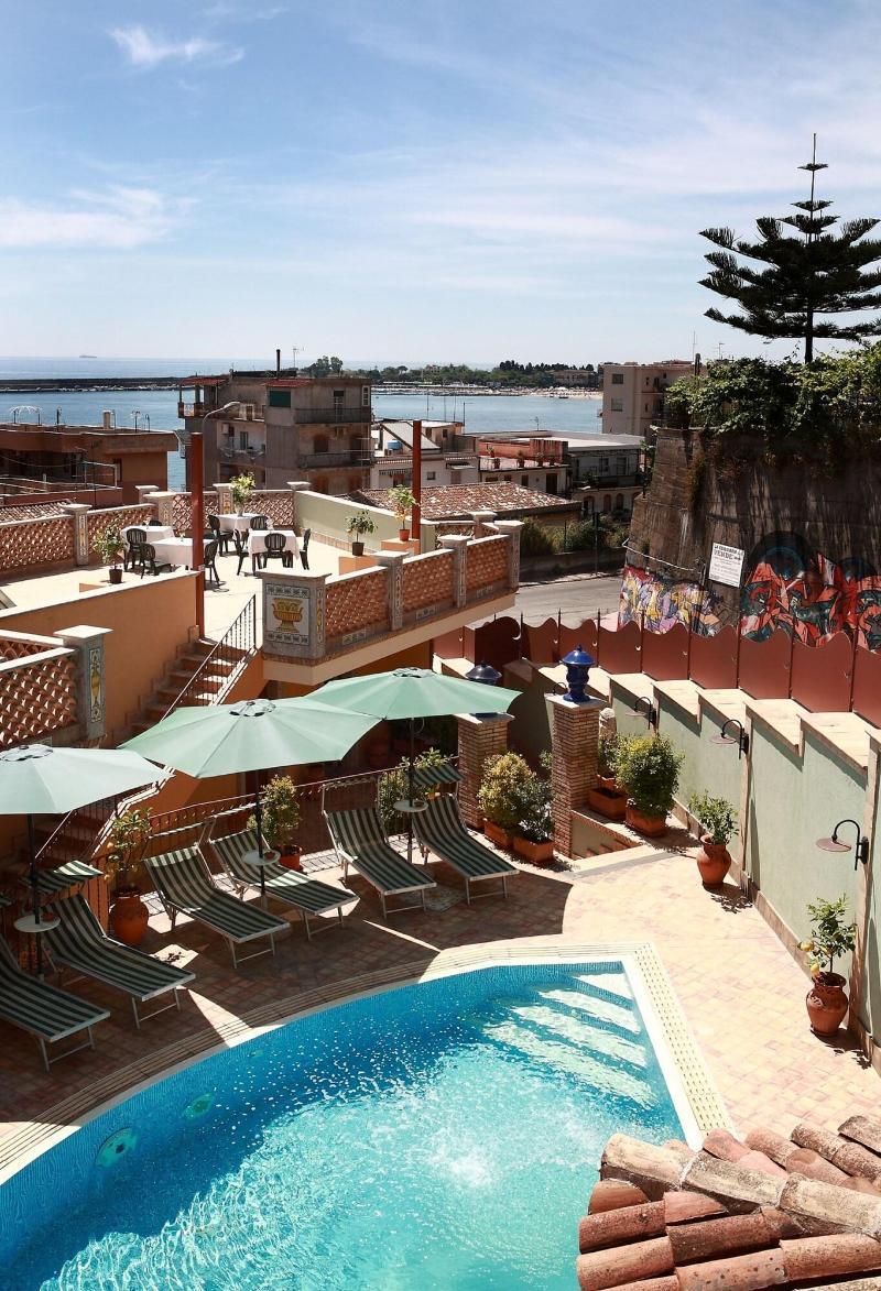 Villa Cristina Giardini Naxos Bagian luar foto